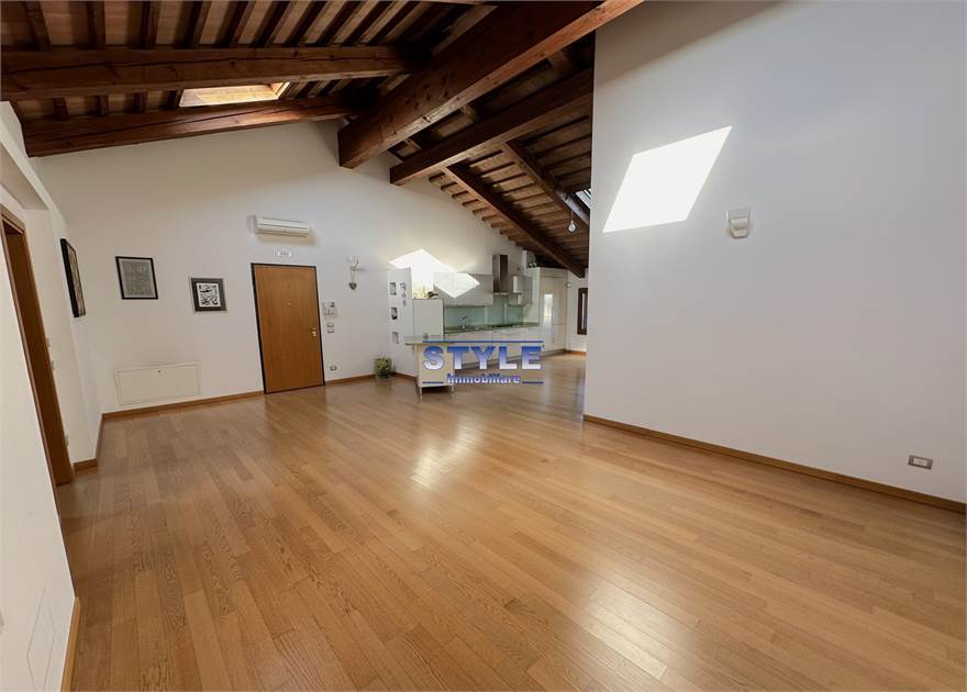 SOGGIORNO - CUCINA