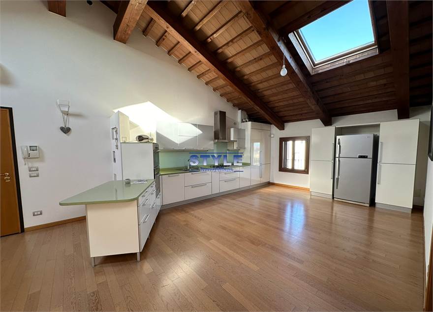 SOGGIORNO - CUCINA