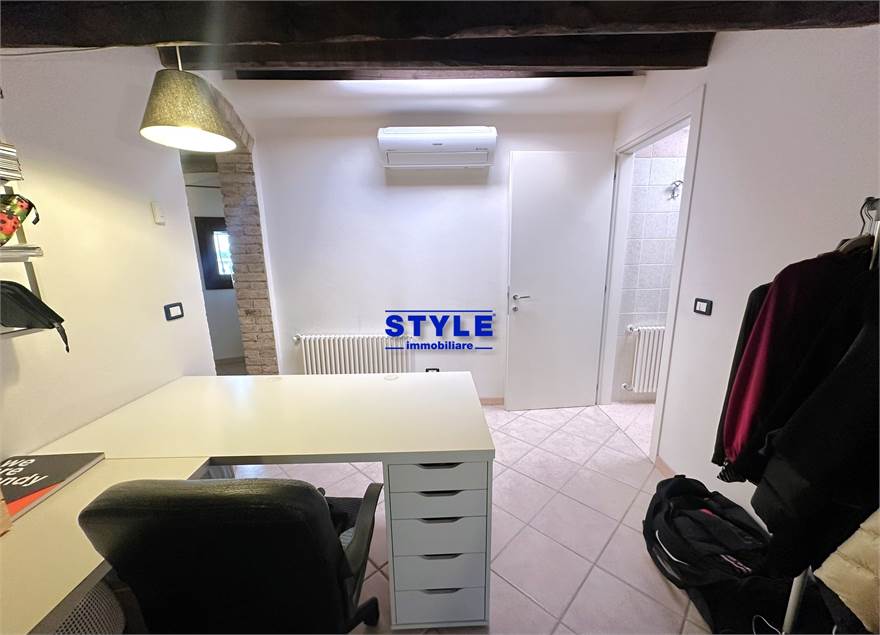 STUDIO