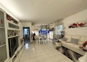 CENTRALISSIMO APPARTAMENTO 2 CAMERE 
