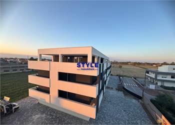 ESCLUSIVO ATTICO 3 CAMERE IN NUOVA COSTRUZIONE 