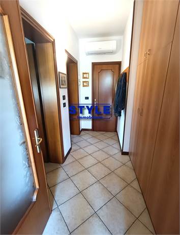 INGRESSO PIANO TERRA