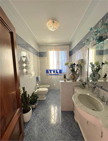 BAGNO FINESTRATO