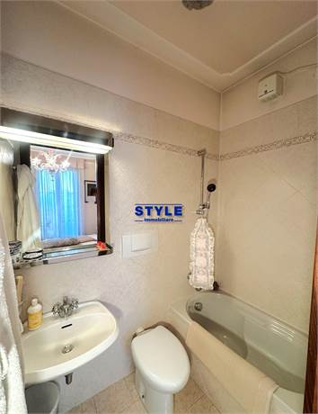 BAGNO IN CAMERA