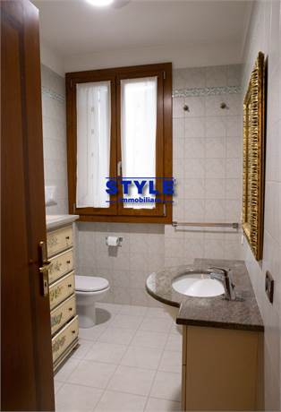 BAGNO ZONA NOTTE