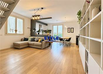 MODERNO APPARTAMENTO IN DUPLEX