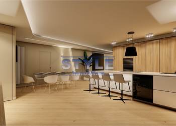 SUPER ATTICO CON 3 CAMERE